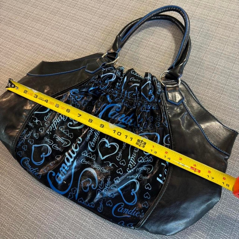 Black faux leather Y2K Candie's purse with blue accents - Picture 6 of 8
